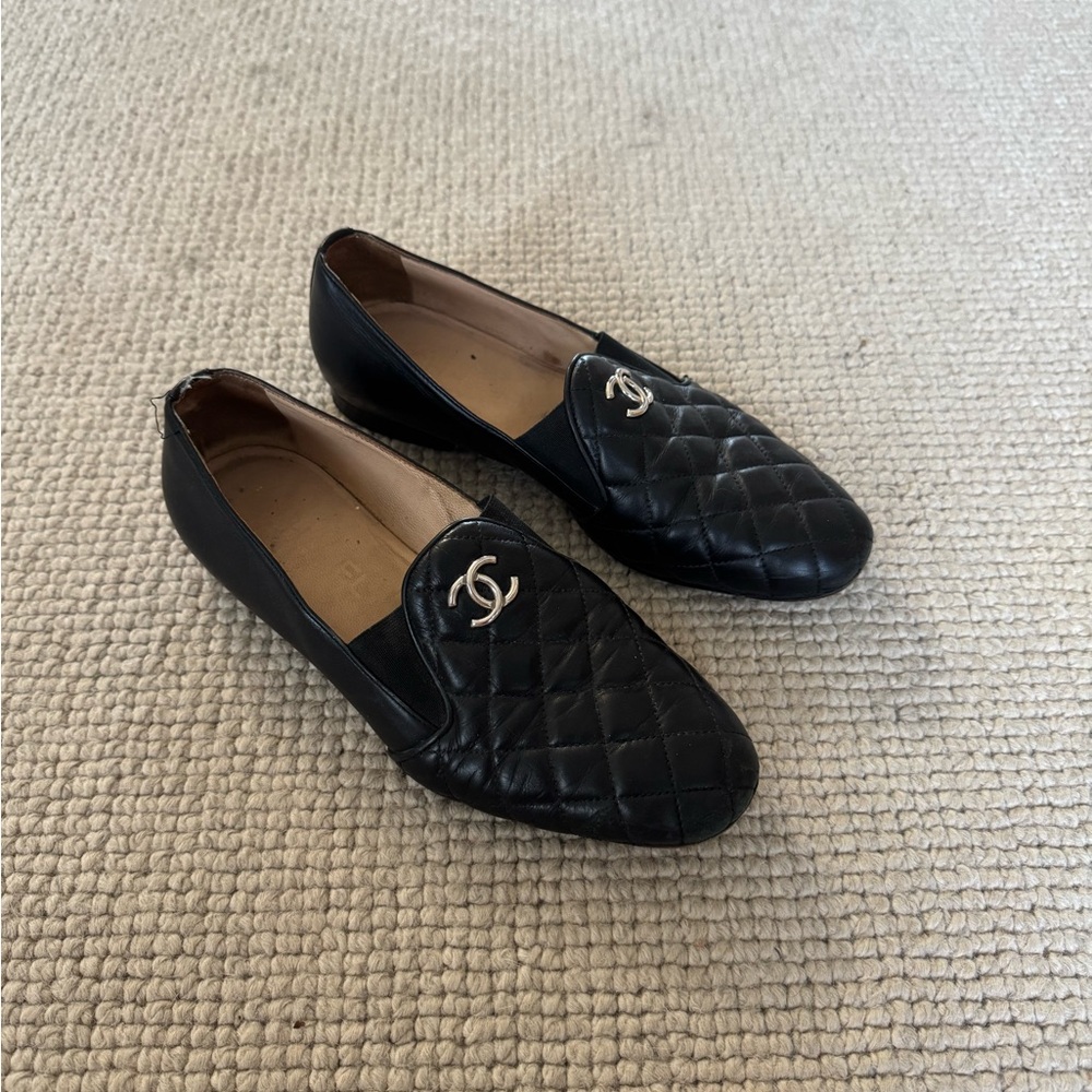 CHANEL Black Quilted Leather Loafers